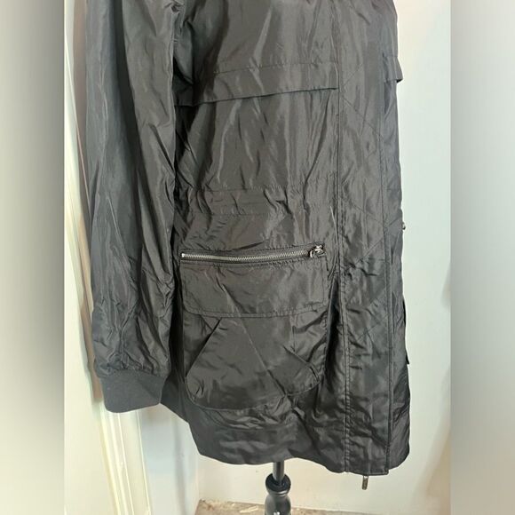 ZELLA BLACK QUILTED HOODED RAIN JACKET/COAT W ZIPPERS PO KETS AND BUTTONS SIZE S - Picture 9 of 9